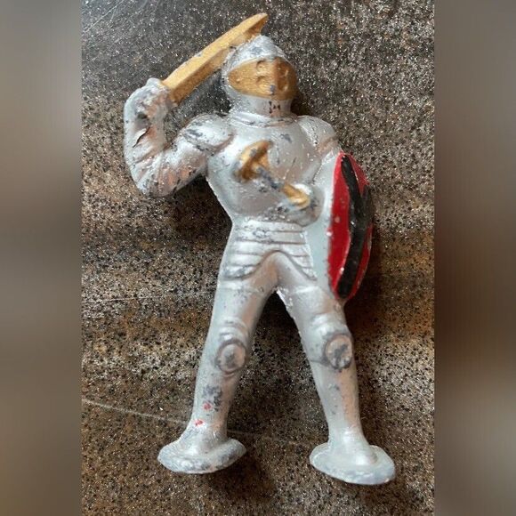 Lot 8 Robin Hood Friar Tuck Merry Men Cast Lead Figures Vintage Manoil 1940/50 - Picture 6 of 16